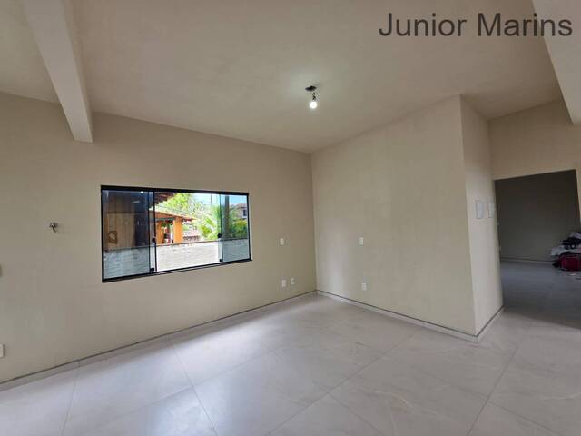 Casa para Venda em Balneário Barra do Sul - 5