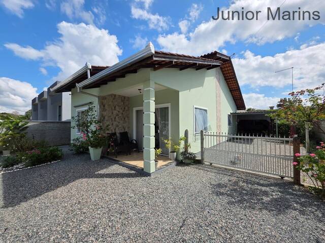 Venda em Costeira - Balneário Barra do Sul