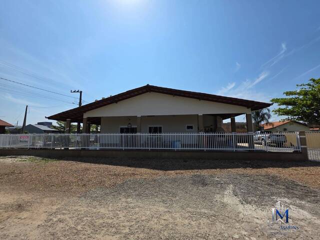 #36 - Casa para Venda em Balneário Barra do Sul - SC