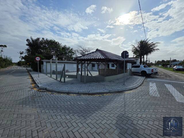 Venda em Pinheiros - Balneário Barra do Sul