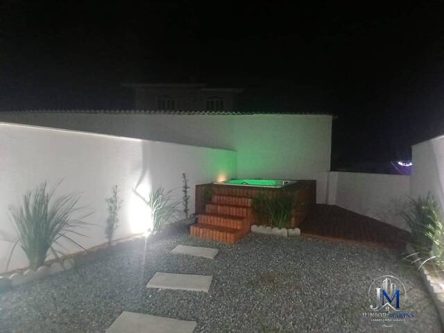 Casa para Venda em Balneário Barra do Sul - 5