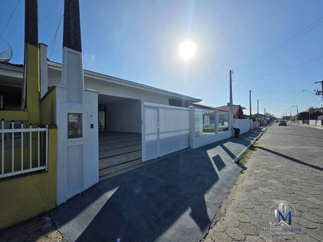 #45 - Casa para Venda em Balneário Barra do Sul - SC