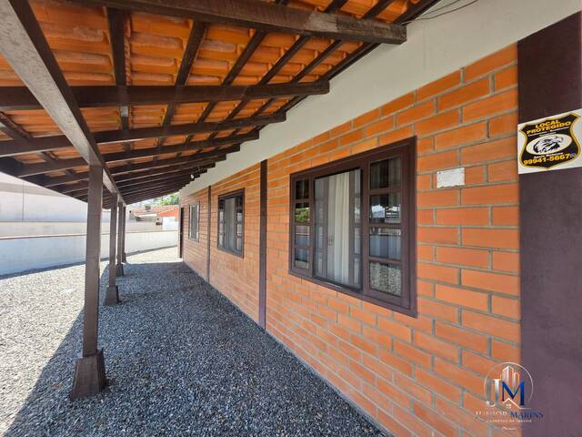 Casa para Venda em Balneário Barra do Sul - 3