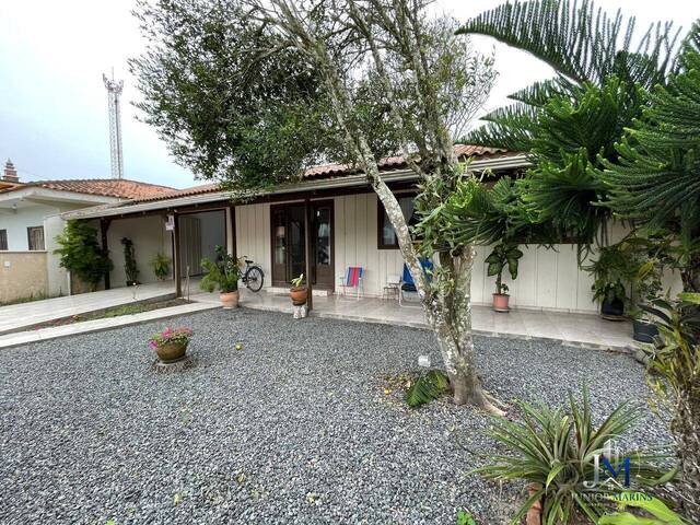 Casa para Venda em Balneário Barra do Sul - 4