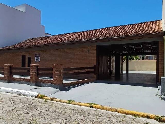 #53 - Casa para Venda em Balneário Piçarras - SC