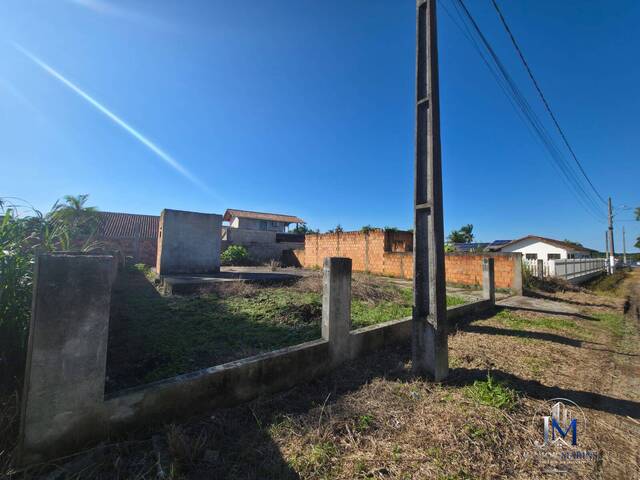 Venda em Pinheiros - Balneário Barra do Sul