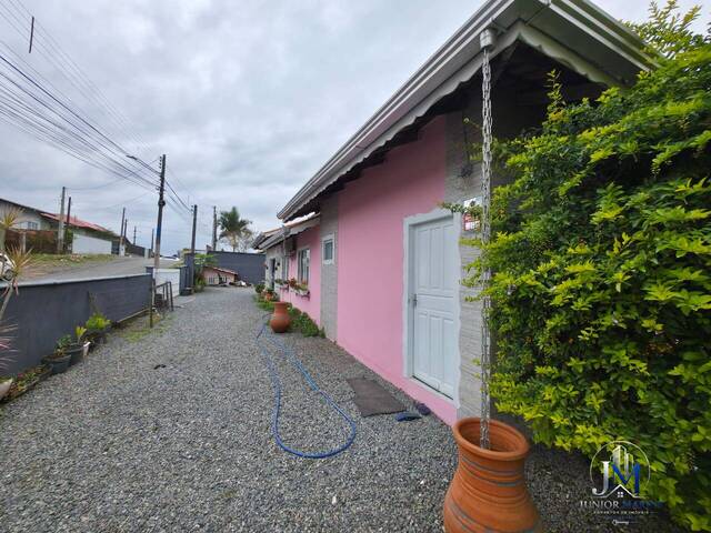 Casa para Venda em Joinville - 5