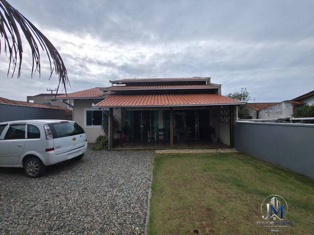 Casa para Venda em Balneário Barra do Sul - 2