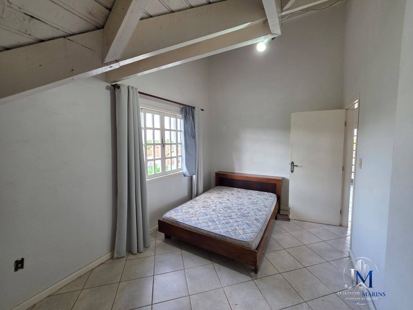 Casa, 6 quartos, 240 m² - Foto 44