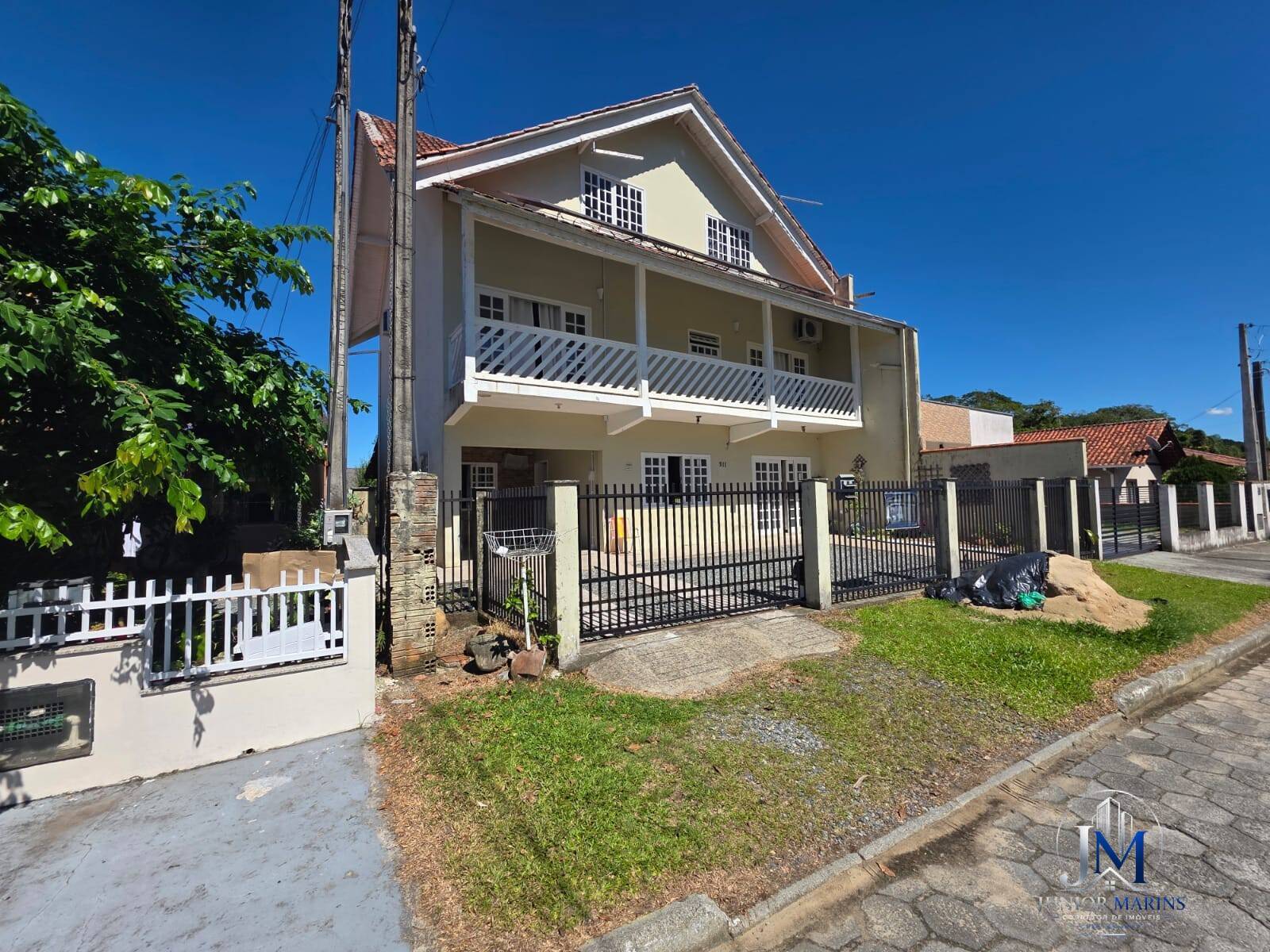Casa, 6 quartos, 240 m² - Foto 3