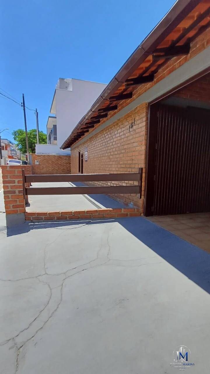 Casa, 4 quartos, 148 m² - Foto 4
