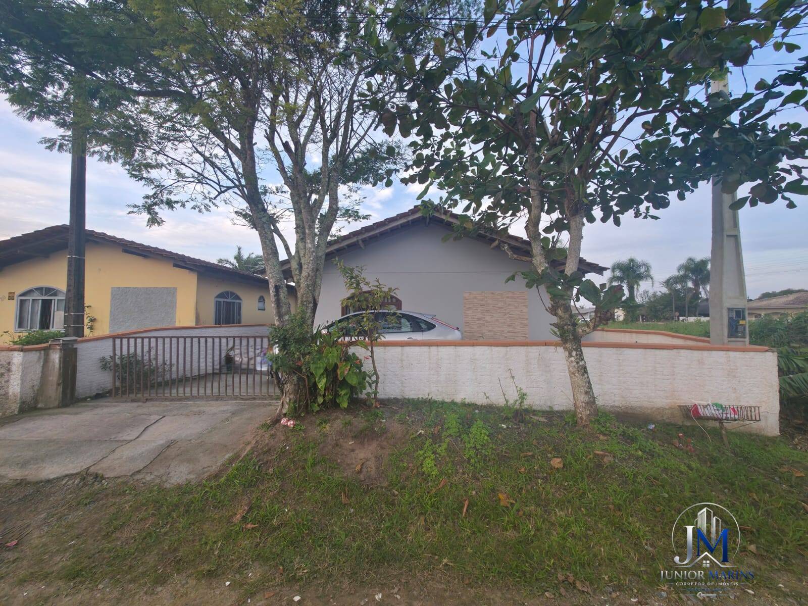Casa, 5 quartos, 98 m² - Foto 1